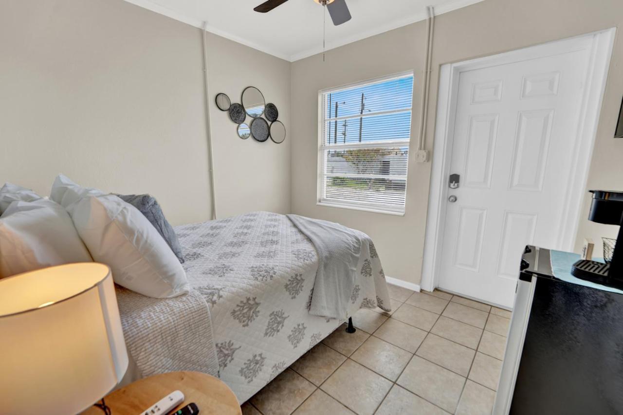 Sea Foam Hotel Lower Grand Lagoon